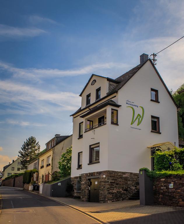 Ferienwohnungen Haus Am Wuerzlaysteig Lehmen Eksteriør bilde